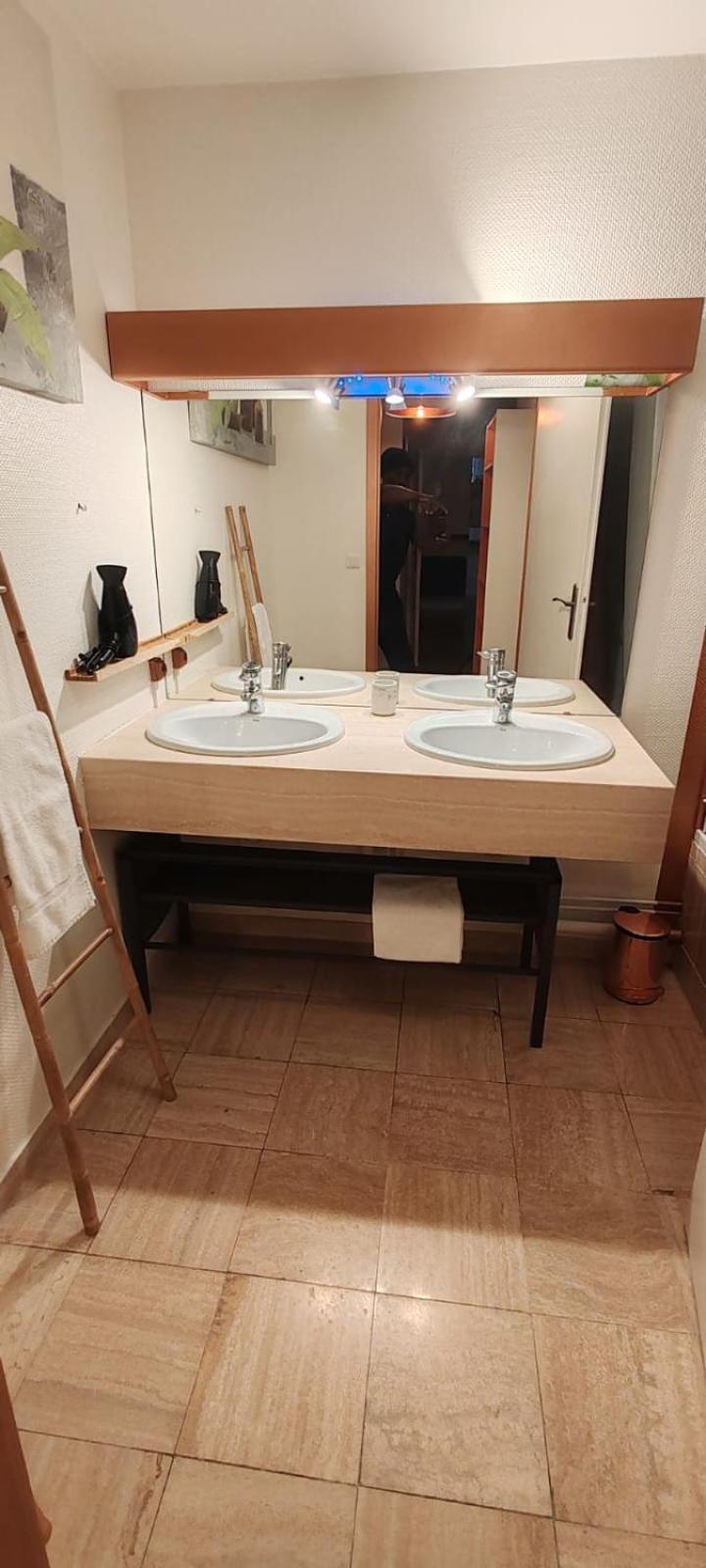 Appartement Luxueux 100M² Bordeaux Ле-Бускат Екстер'єр фото
